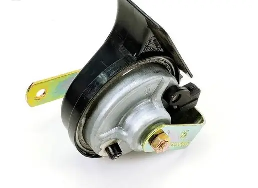 Volkswagen Golf IV Horn signal 377951223