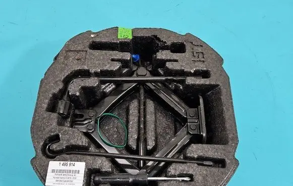 Hyundai Elantra VI Lift Jack IMPRK1495914