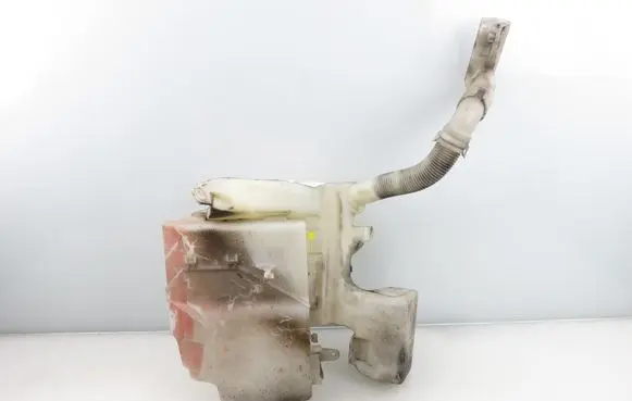 Ford Mondeo MK IV Windshield washer fluid reservoir/tank 6G9112A659AB