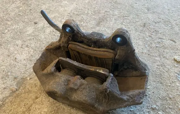 Mercedes-Benz S W140 Front brake caliper A0004208583