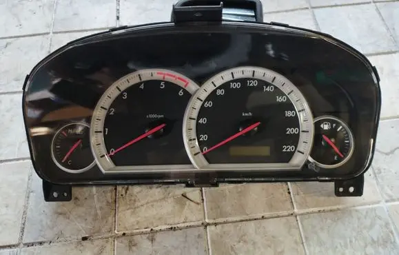 Chevrolet Captiva Speedometer (instrument cluster) AC8J300324 96941862