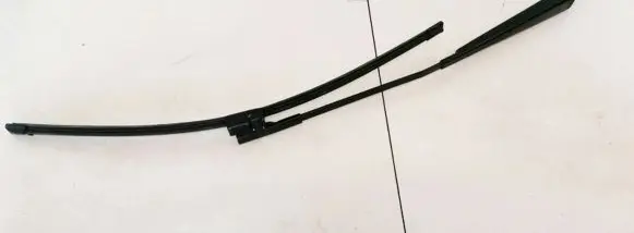 Volkswagen Touran I Front wiper blade arm 1T0955409A
