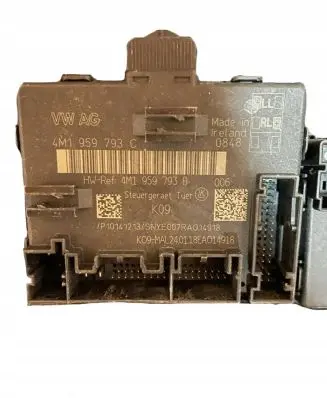 Audi Q7 4M Door control unit/module 4M1959793C 4M0959795H