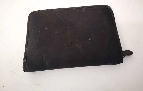 Ford Focus Owners service history hand book 