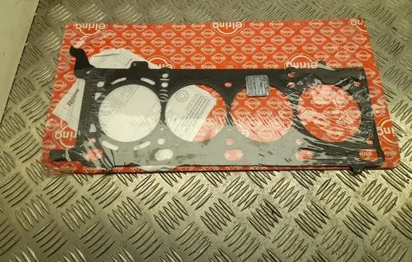 BMW 5 E39 Rocker cam cover 268160