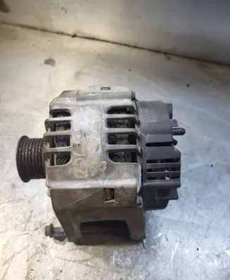 Renault Megane II Generator/alternator LRA02837