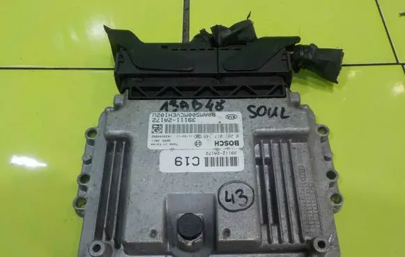KIA Soul Engine control unit/module 0281017146