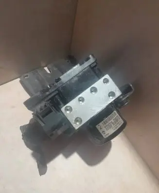 Volvo S80 ABS Pump P08671225 302231 10020403674