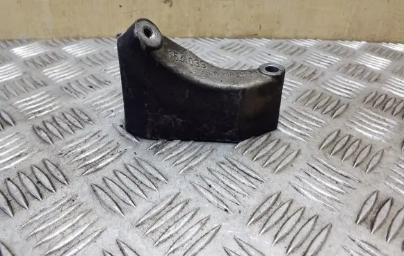 Mercedes-Benz ML W163 A/C compressor mount bracket A6112340239