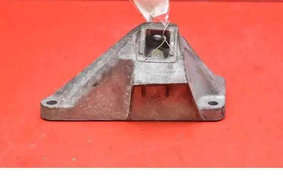 BMW 7 F01 F02 F03 F04 Engine mount vacuum valve 6775903