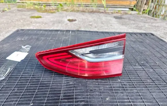 KIA Ceed Rear/tail lights 92404J7050 JR75RR05 R009R1R750106584