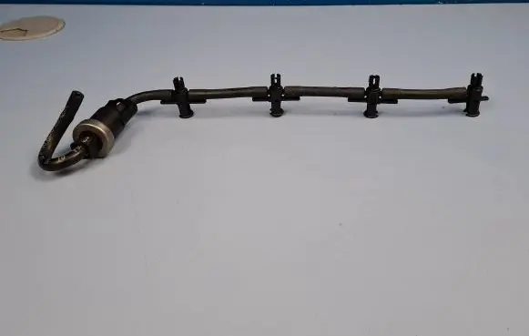 Fuel return line/hose