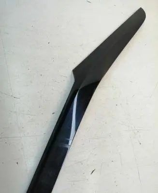 (D)pillar trim (top)