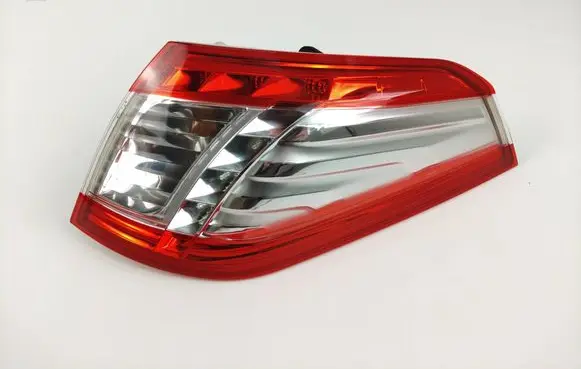 Peugeot 508 Rear/tail lights 9686779680