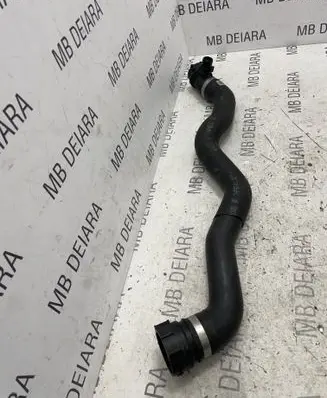 BMW 5 G30 G31 Engine coolant pipe/hose 8572905