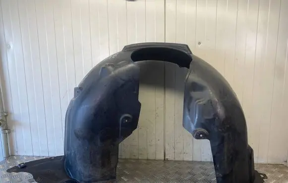 Audi A3 S3 8V Front wheel arch liner splash guards 8V0821172