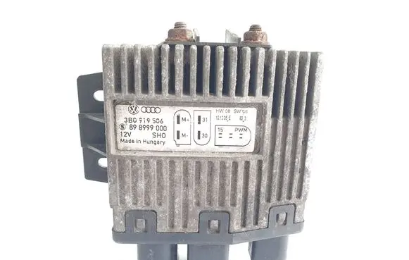 Volkswagen Transporter - Caravelle T5 Coolant fan relay 3B0919506