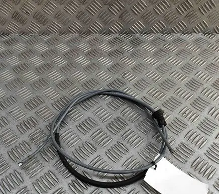 Audi TT TTS RS Mk3 8S Engine bonnet/hood lock release cable 8S2823535B