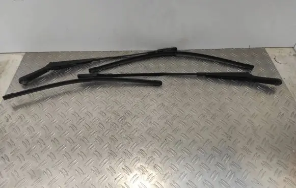 Audi A7 S7 4G Windshield/front glass wiper blade 4G2955408B