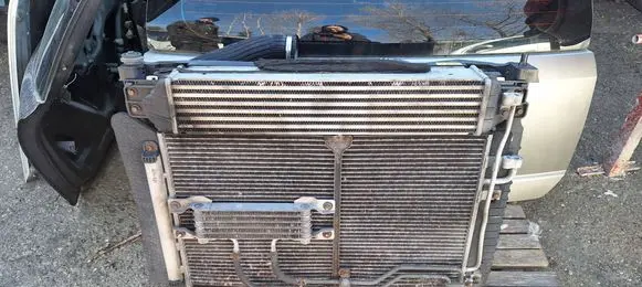 Opel Antara Radiator set 96837838