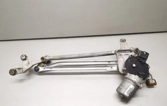 Honda Civic Front wiper linkage and motor 404564