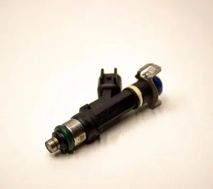 Ford Kuga II Fuel injector 9E5GAA