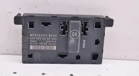 Mercedes-Benz Vito Viano W639 Door control unit/module 6398200326