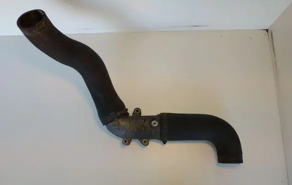 Volvo V70 Intercooler hose/pipe 08631538