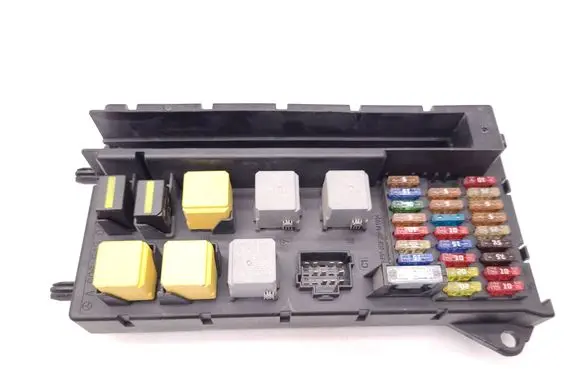 Mercedes-Benz Sprinter W906 Fuse module 518817028 0035420219 ZGS007Q004