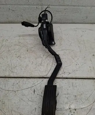 Peugeot 407 Accelerator throttle pedal F00C3E2429