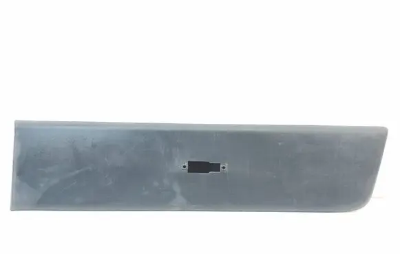Rear fender molding trim