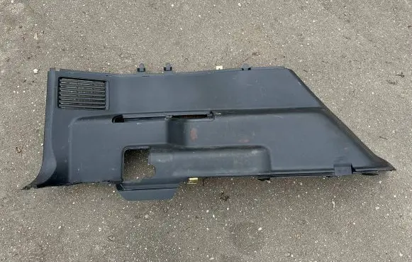 Mitsubishi Pajero Other interior part MR795537