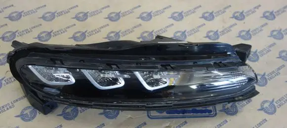 Citroen C3 Aircross Headlight/headlamp 981347798000
