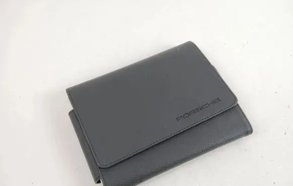 Porsche Taycan 9J1 User manual 