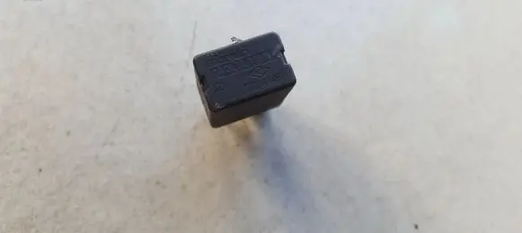 Renault Laguna II Other relay 7700414484