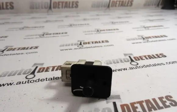 Mercedes-Benz E W211 Front door sensor coupe A2028209410