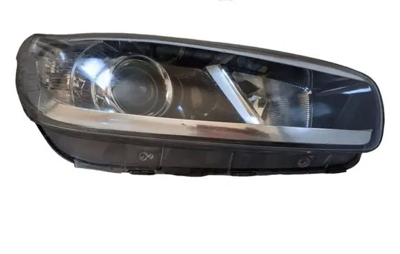 KIA Ceed Headlight/headlamp 92102A2010 R009B01088I