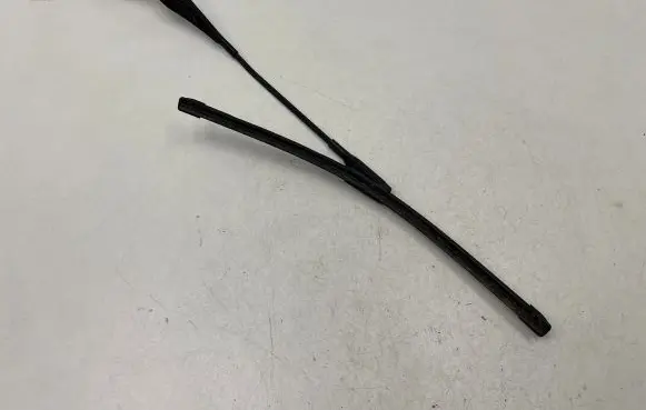 BMW 1 E81 E87 Windshield/front glass wiper blade 