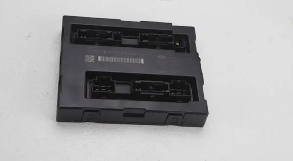 Audi A4 S4 B8 8K Comfort/convenience module 8K0907064CC