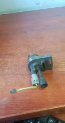 Mercedes-Benz C W204 Vacuum valve 0025401497