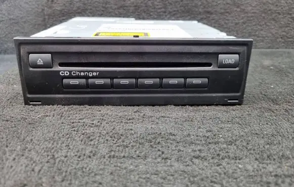 CD/DVD changer