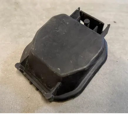 BMW 3 E36 Headlight/headlamp dust cover 304441110N1