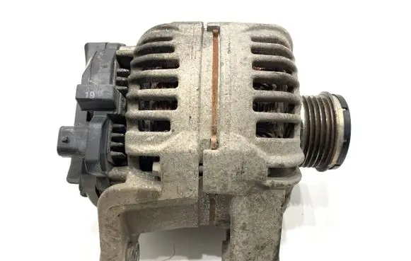 Opel Meriva B Generator/alternator 13266809