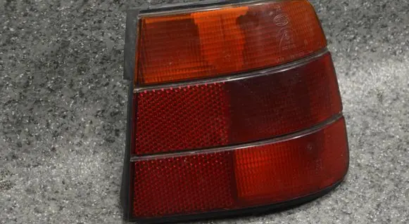 BMW 5 E34 Rear/tail lights 1384010R
