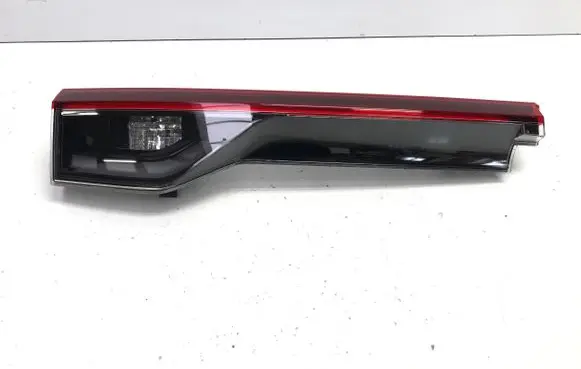 Honda HR-V Tailgate rear/tail lights 226622BH