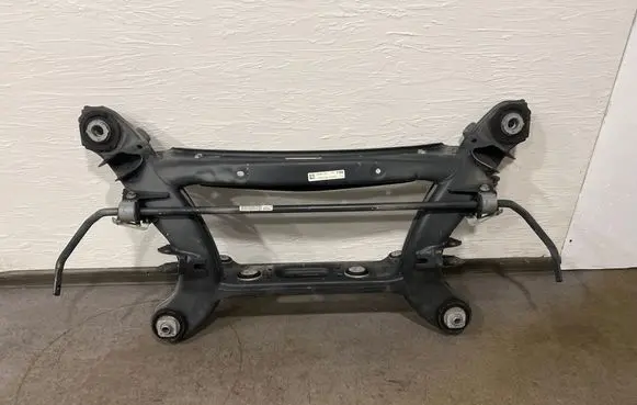 Mercedes-Benz GLC C253 Rear axle beam A2533501308 A2533262500 A2533507109