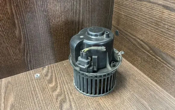 Ford Transit Heater fan/blower 95VW18456BB