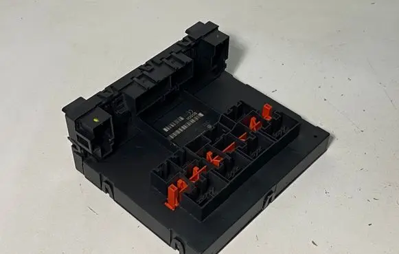 Volkswagen PASSAT B6 Comfort/convenience module 3C0937049AH