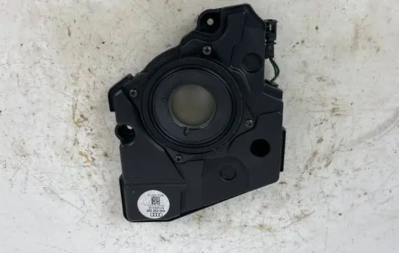 Audi A8 S8 D4 4H Front door speaker 4H0035305