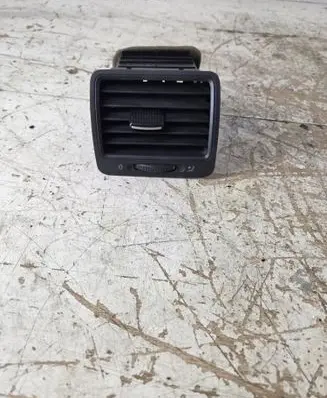 Volkswagen Golf V Dashboard side air vent grill/cover trim 1K0819709 1355D300490 1K0819703B